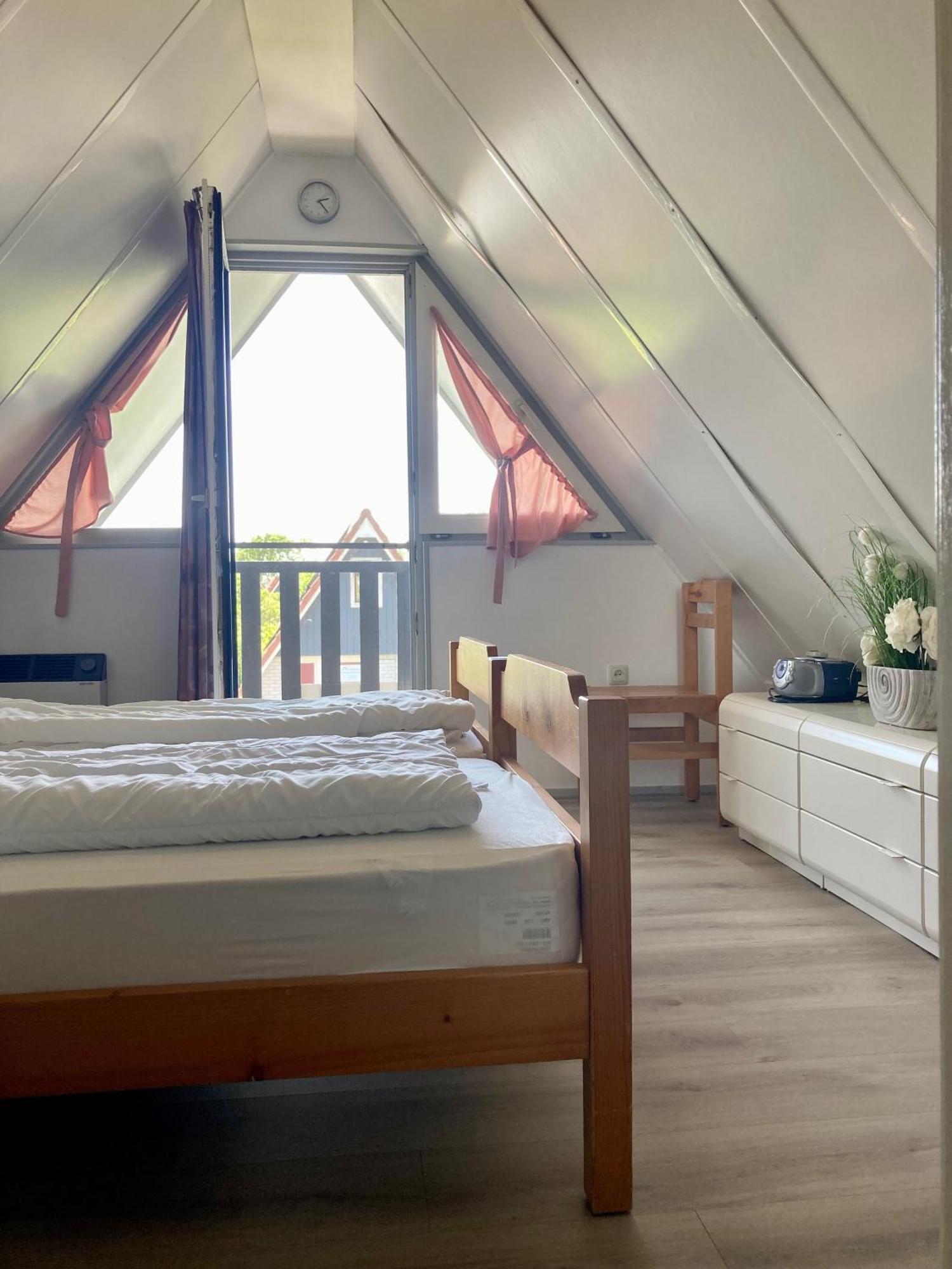 4 Pers. Holiday Home Petra With Solarium Anjum Buitenkant foto